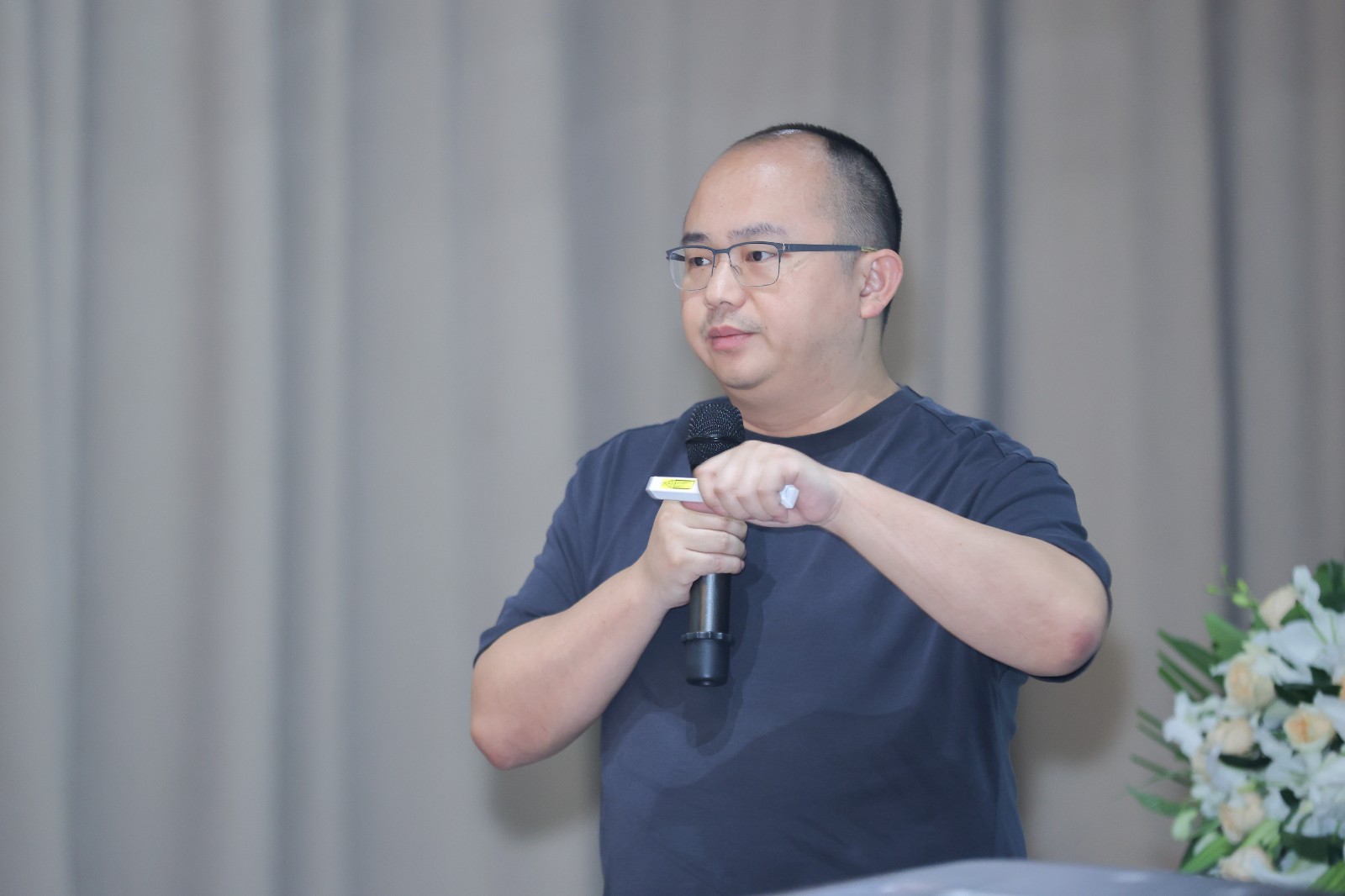 无忧传媒董事长 雷彬艺致词